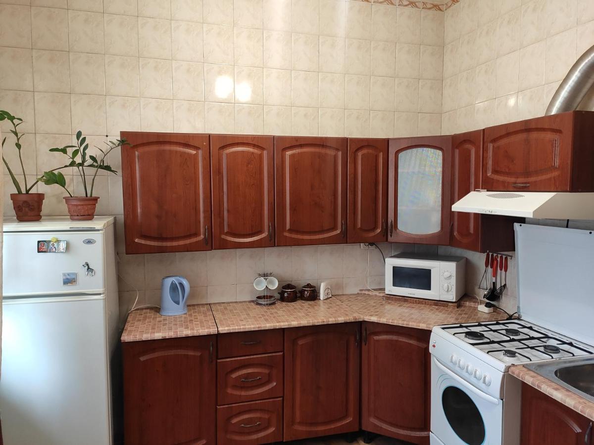 Holiday Home U Tetiany Kamianets-Podilskyi Exterior photo